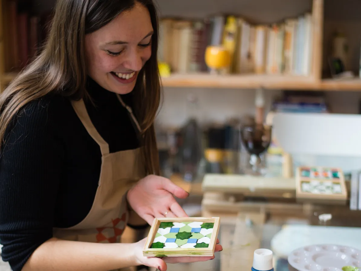 A mosaic workshop at Alhambra Mosaic Studio